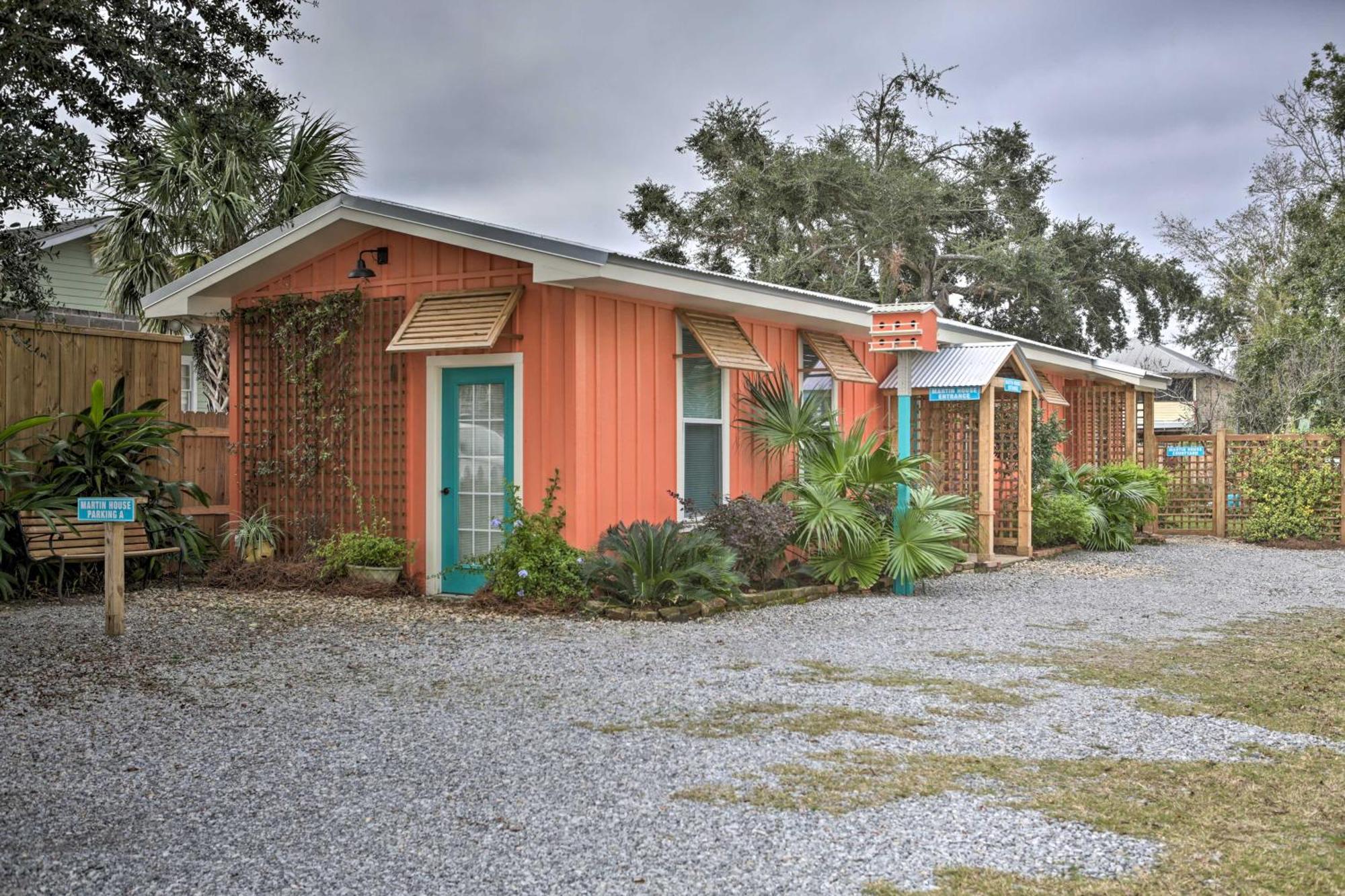 Walk To Beach From Chic Old Town Apartment With Yard Bay St. Louis Luaran gambar